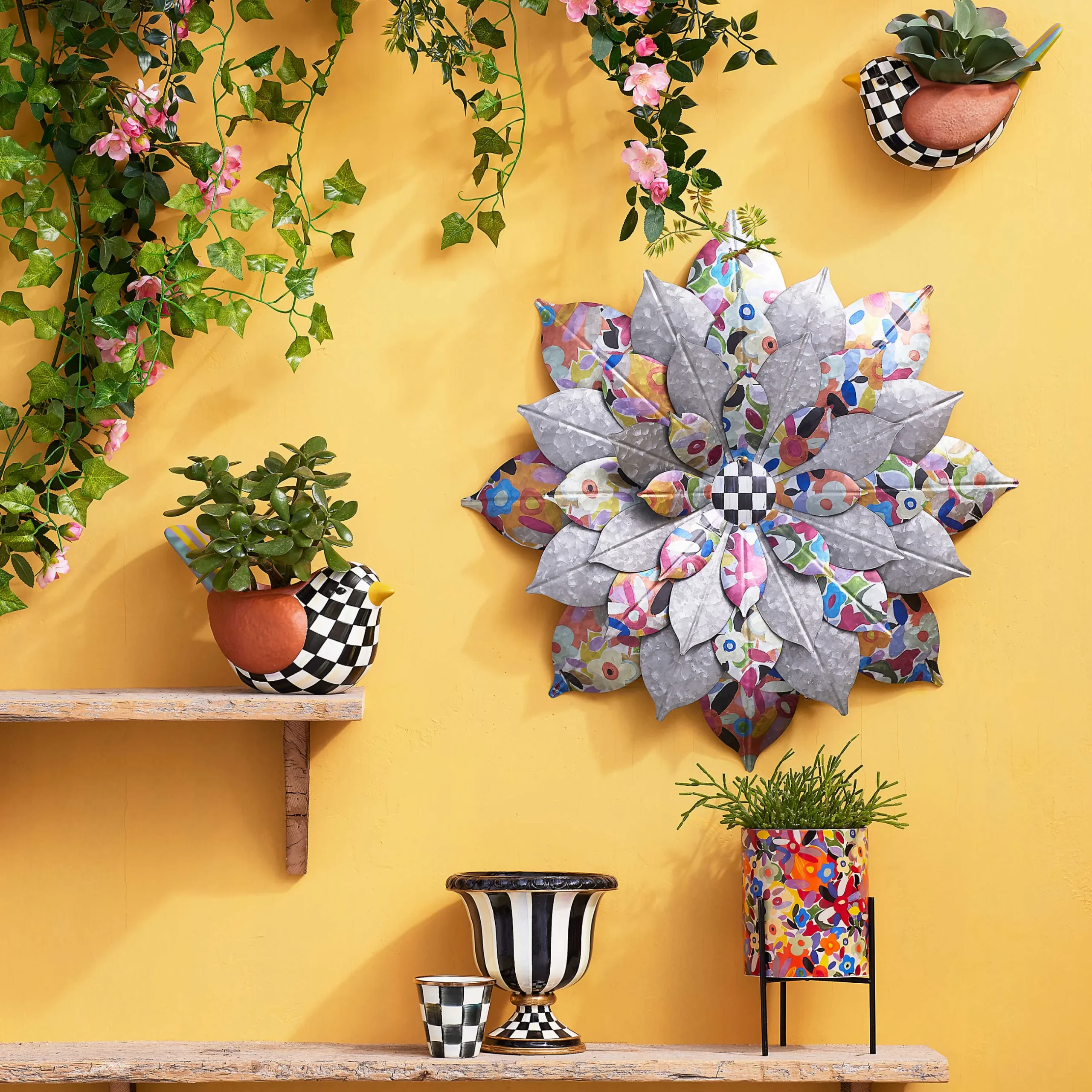 New MacKenzie-Childs Courtly Stripe Tabletop Urn