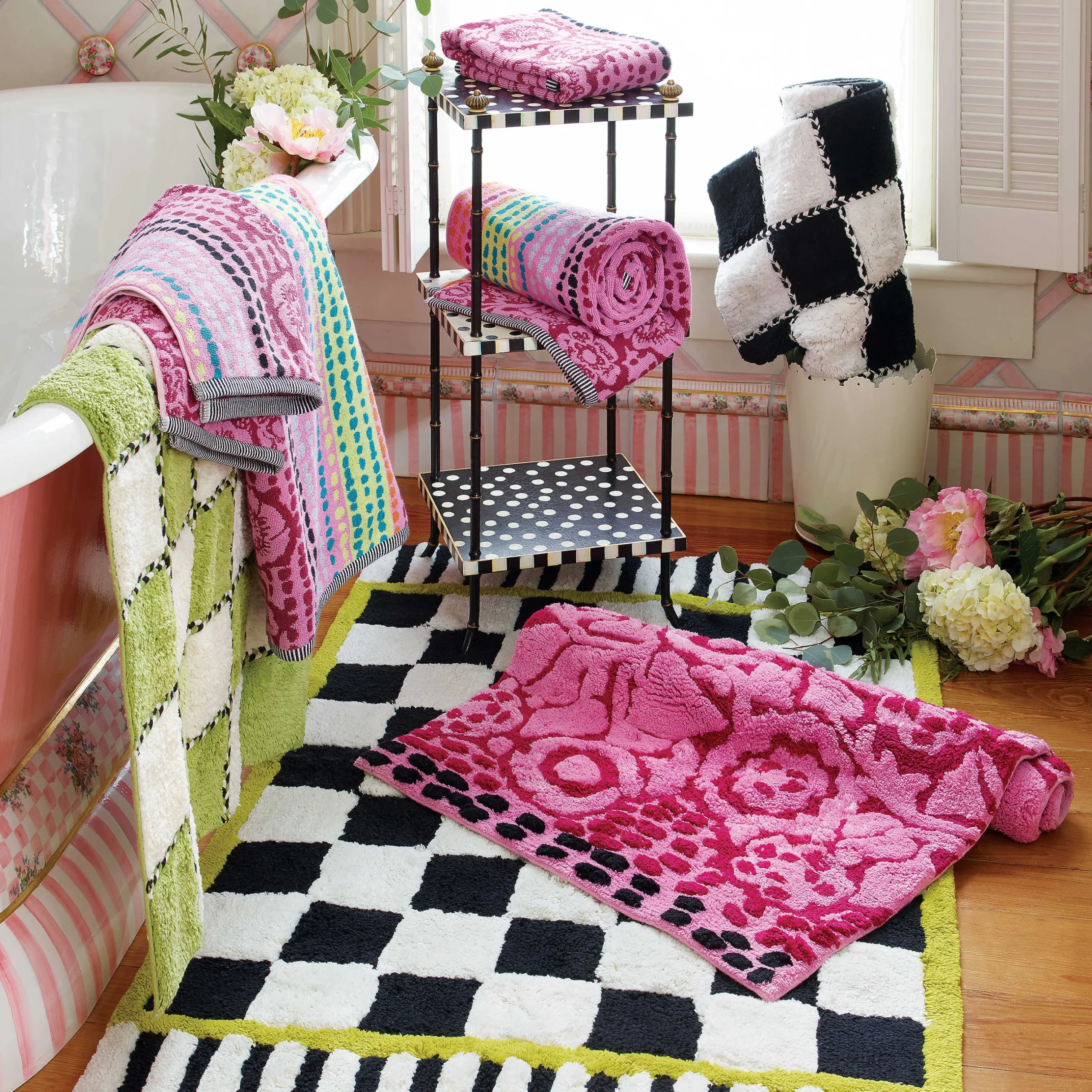 Outlet MacKenzie-Childs Dot Three Tier Table