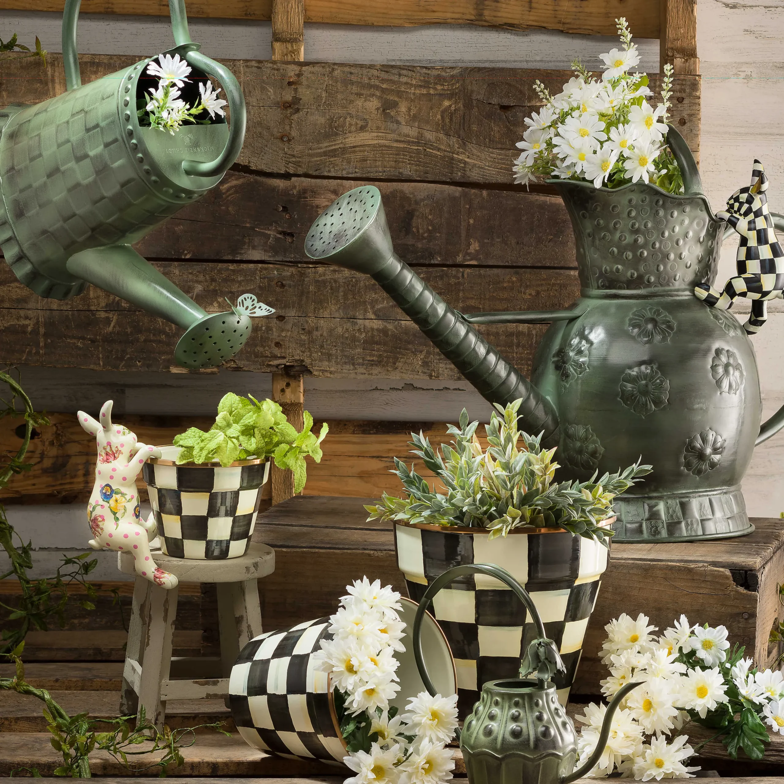 MacKenzie-Childs Funny Bunny Pot Climber