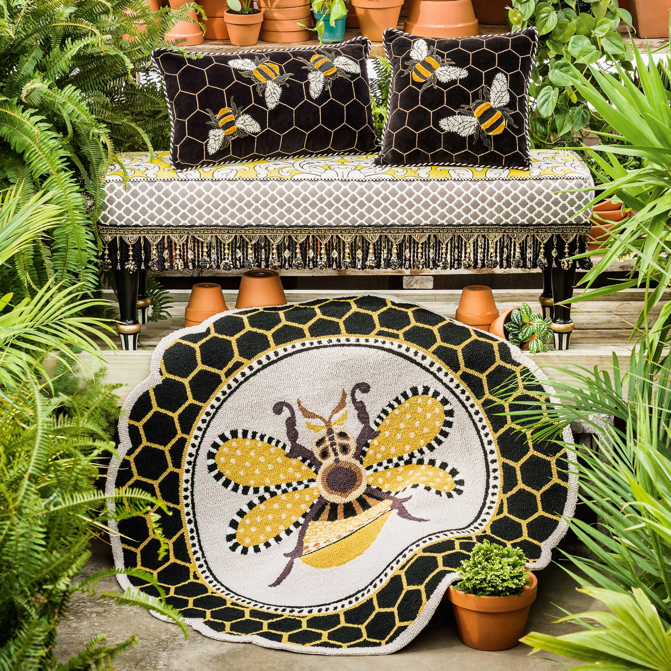 Outlet MacKenzie-Childs Queen Bee Bench