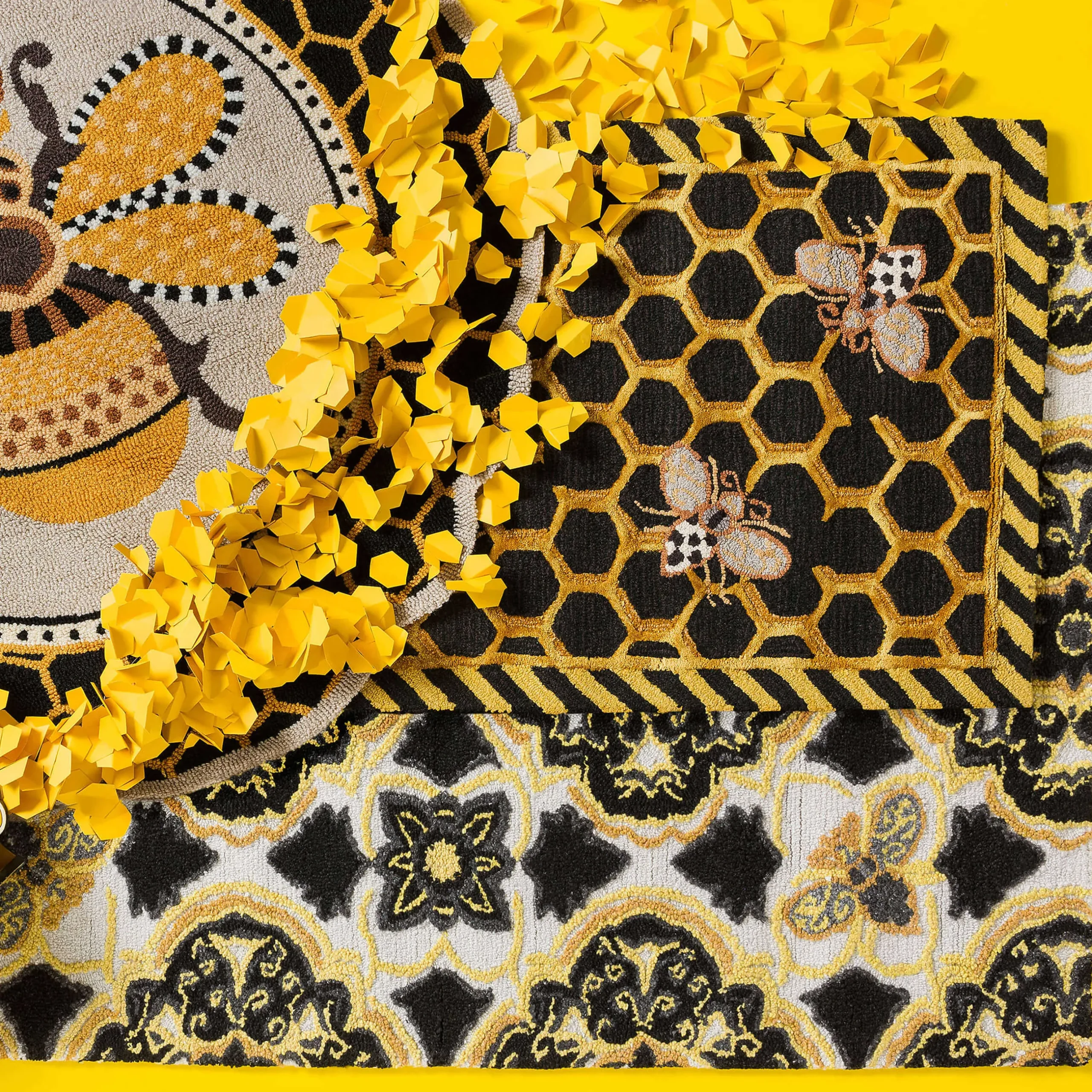 Discount MacKenzie-Childs Queen Bee Indoor/Outdoor Rug - 3' X 5'