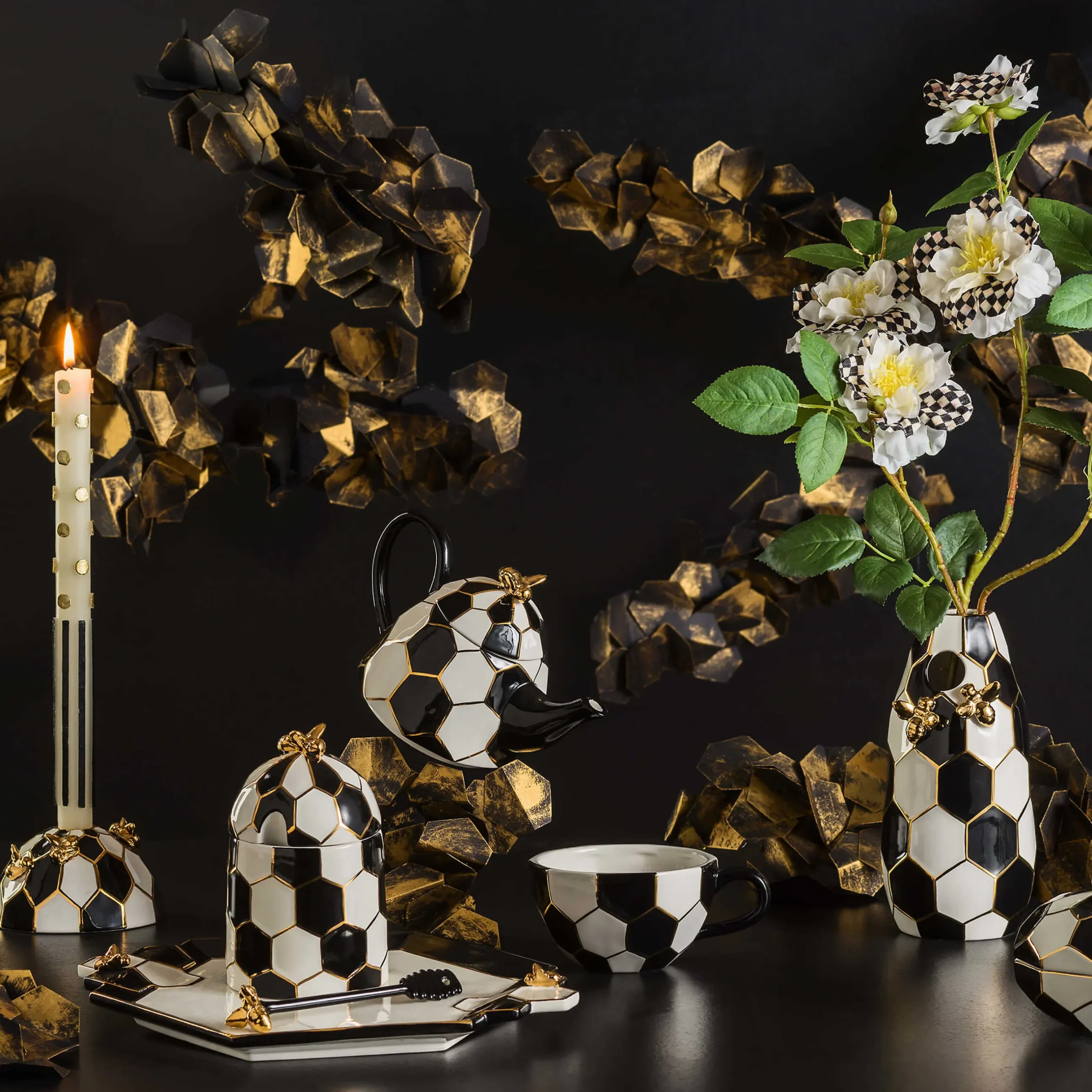 Discount MacKenzie-Childs Queen Bee Tray
