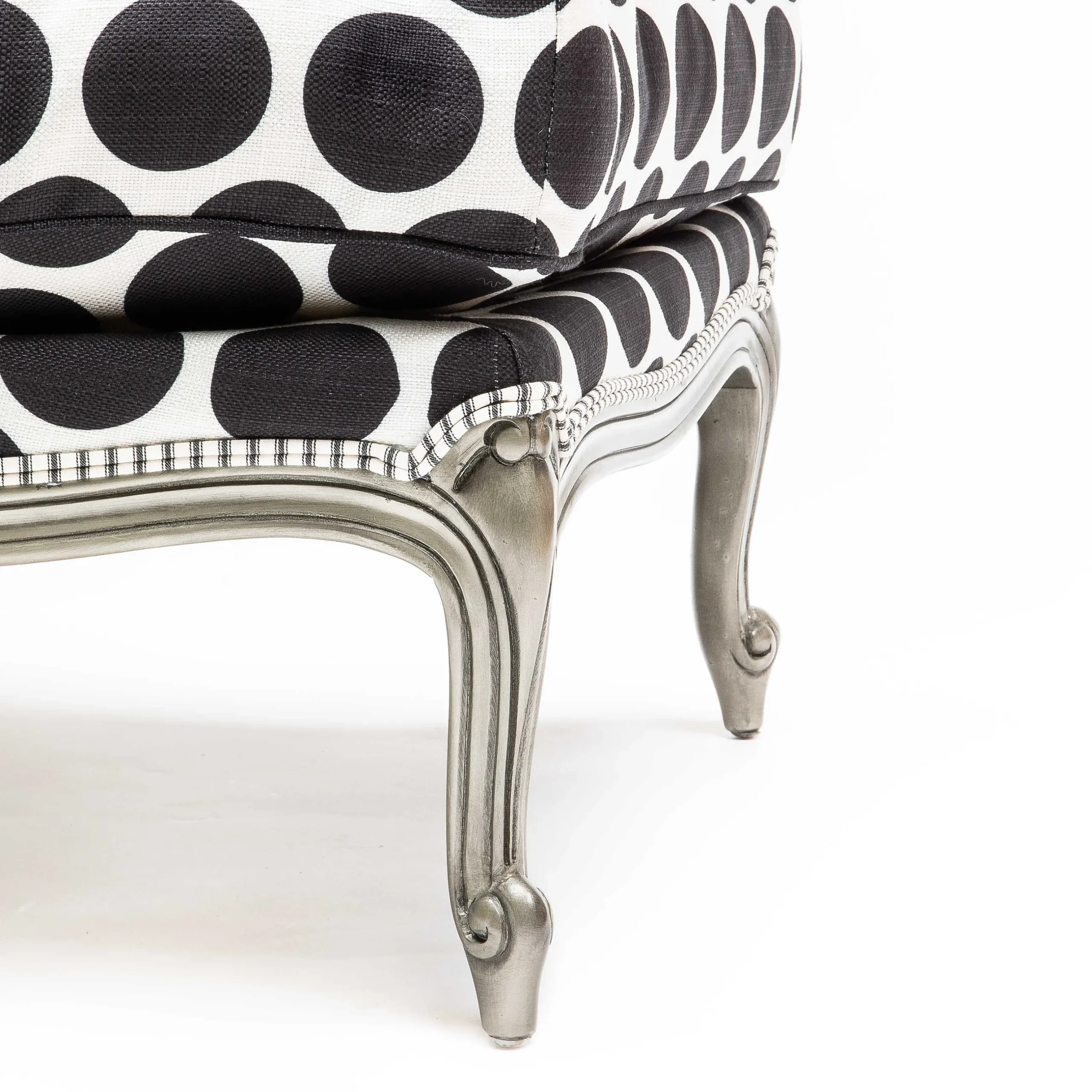 Discount MacKenzie-Childs Spot On Ottoman - Black