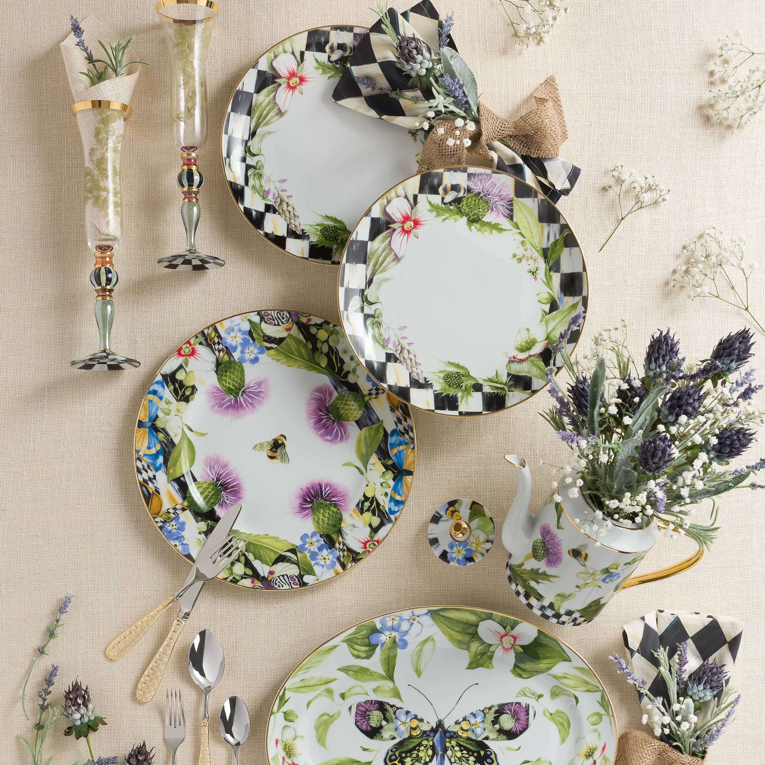 Discount MacKenzie-Childs Thistle & Bee Dinner Plate - Garland